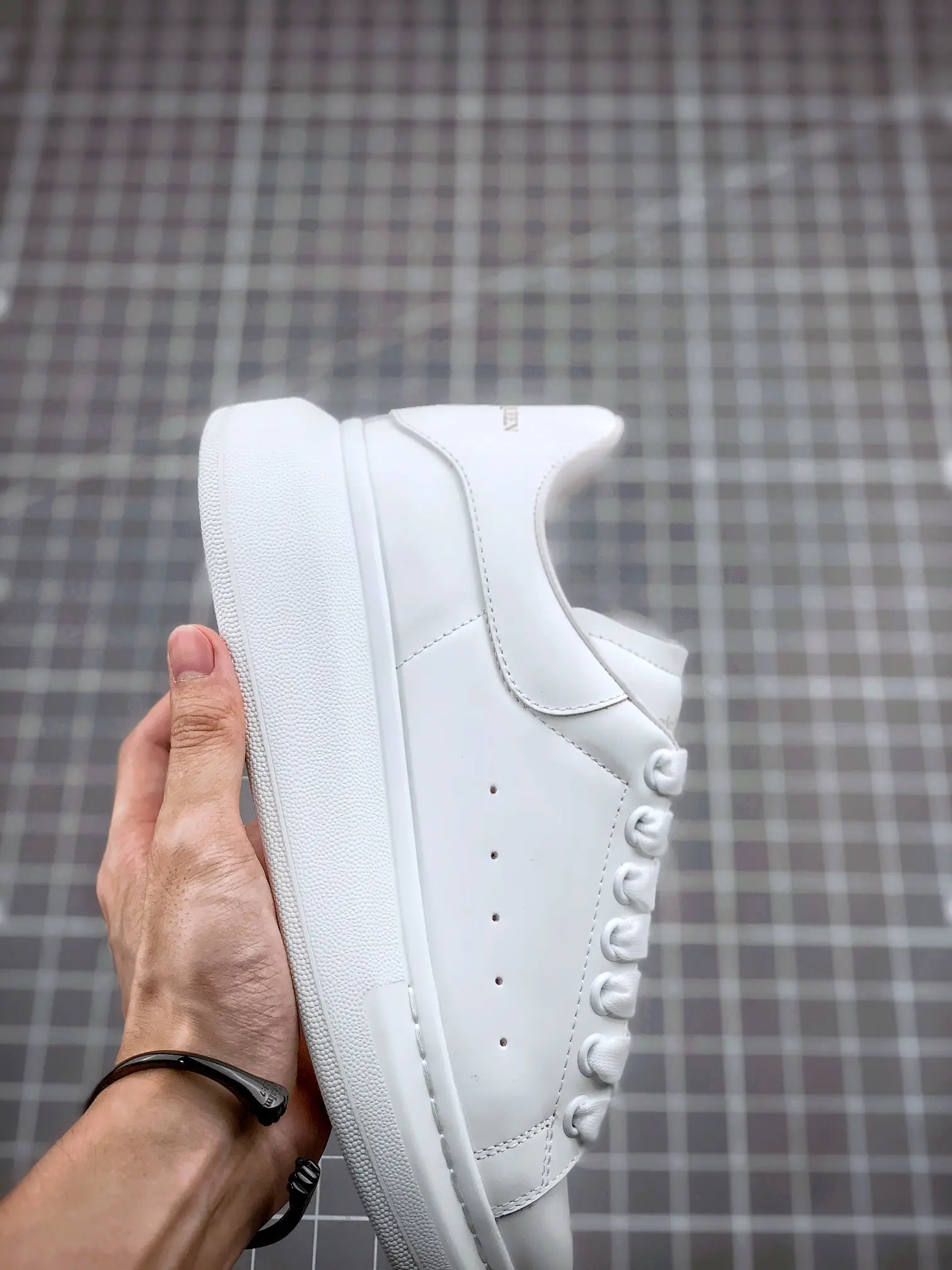 YASSW | Alexander McQueen Women's White Oversized Sneaker Replica