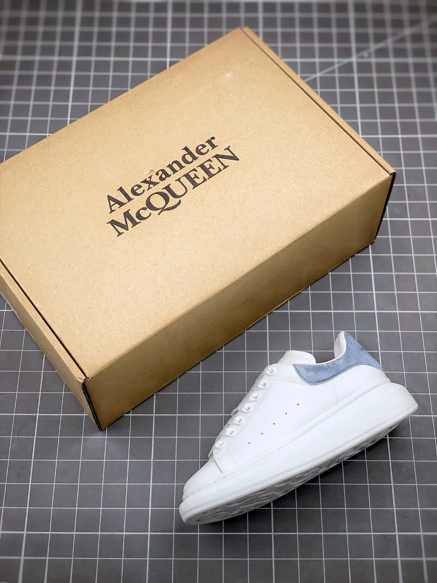 YASSW | Alexander McQueen Women's White Oversized Sneaker Replica - Fashion Must-Have