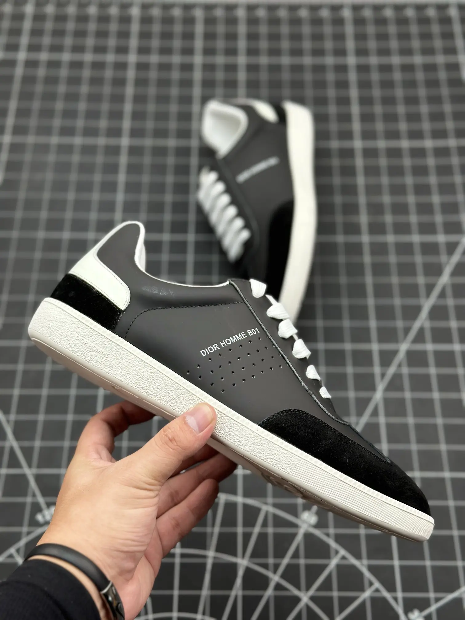 YASSW | Dior B01 Suede Leather 'Black' Replica Sneakers Review