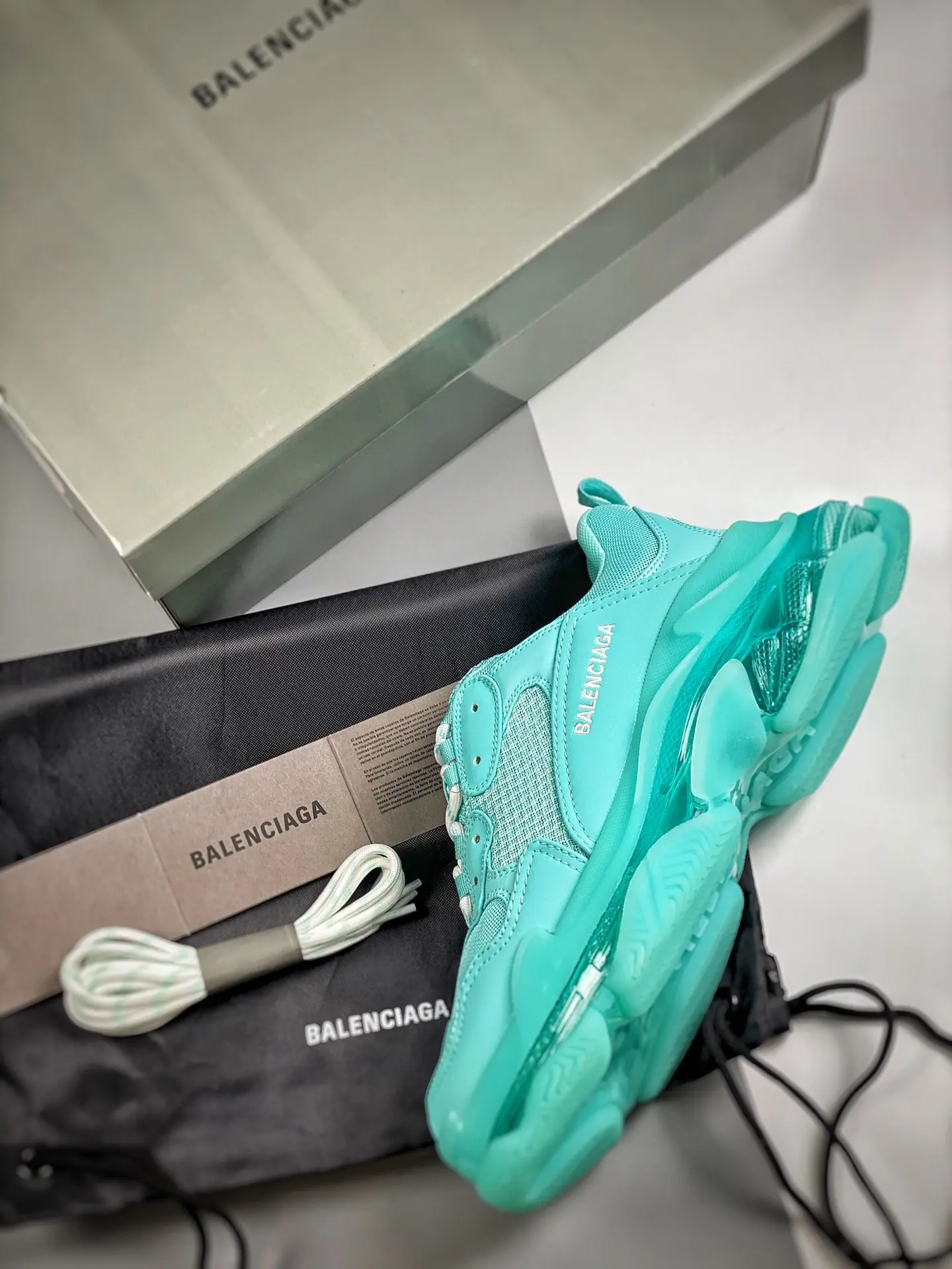 YASSW | Balenciaga Triple S Clear Sole Sneaker Replica: Green vs. Blue