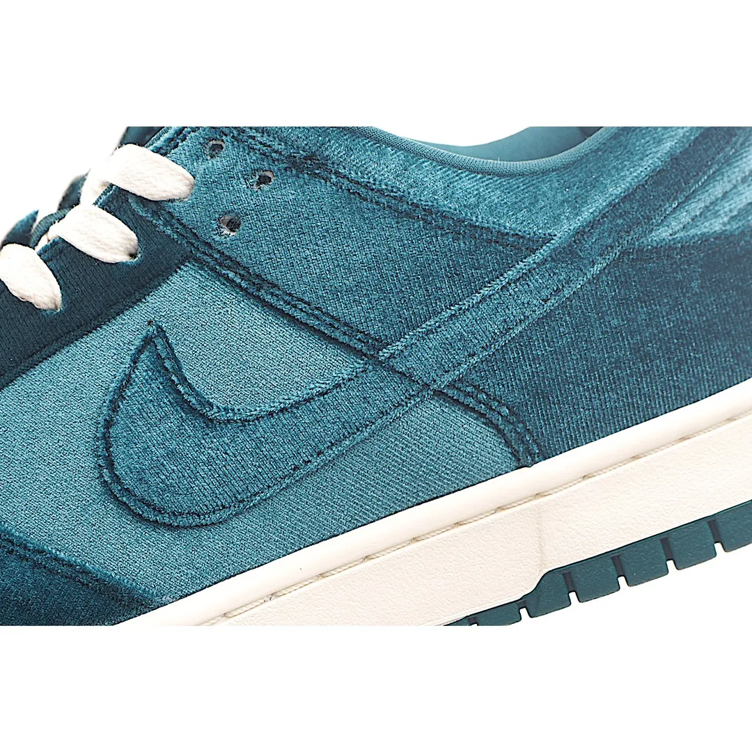 YASSW | Nike Dunk Low Women's Green Velvet Teal: A Deep Dive into Replicas