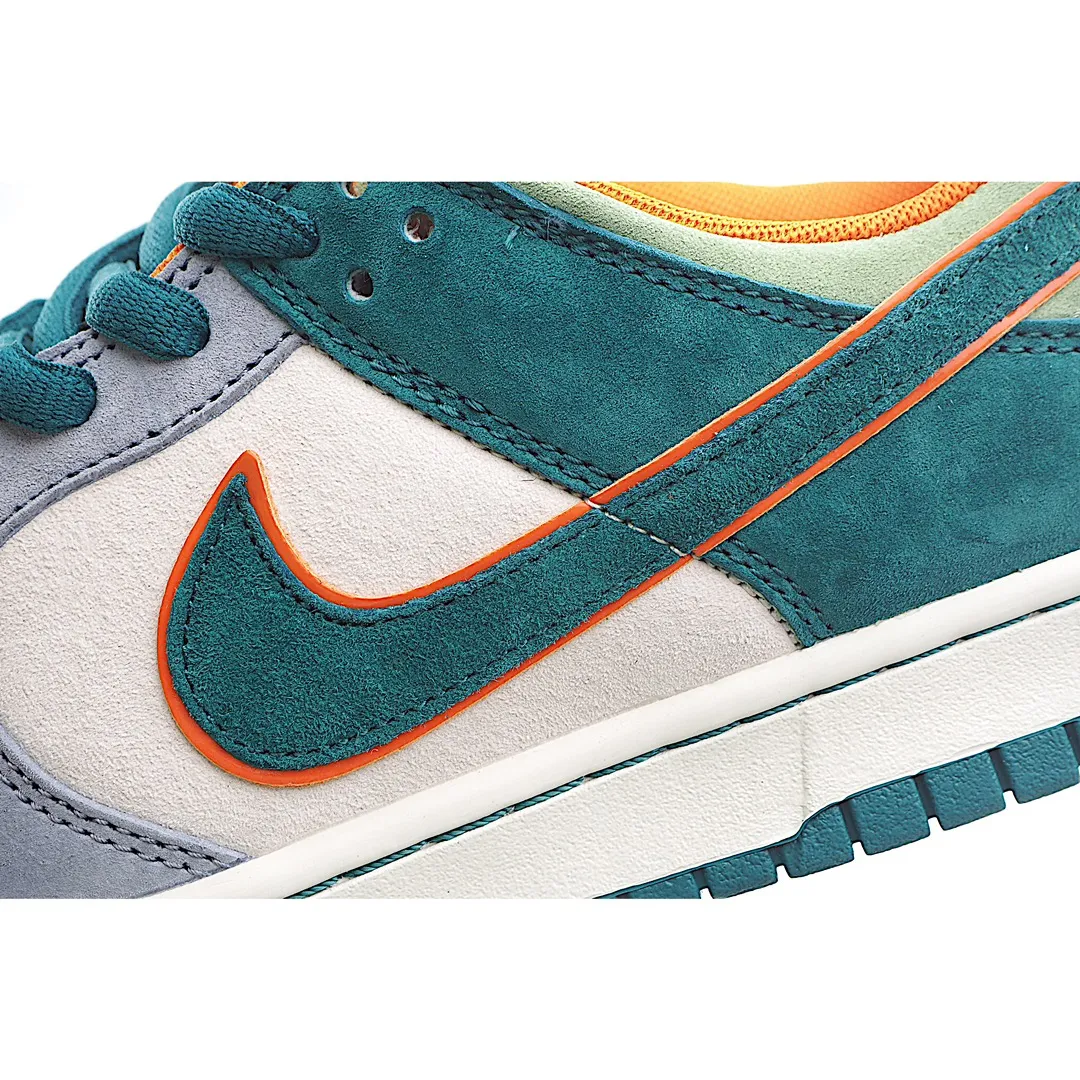 YASSW | Replica Otomo Katsuhiro x Nike SB Dunk Low Steamboy OST Dark Green Orange