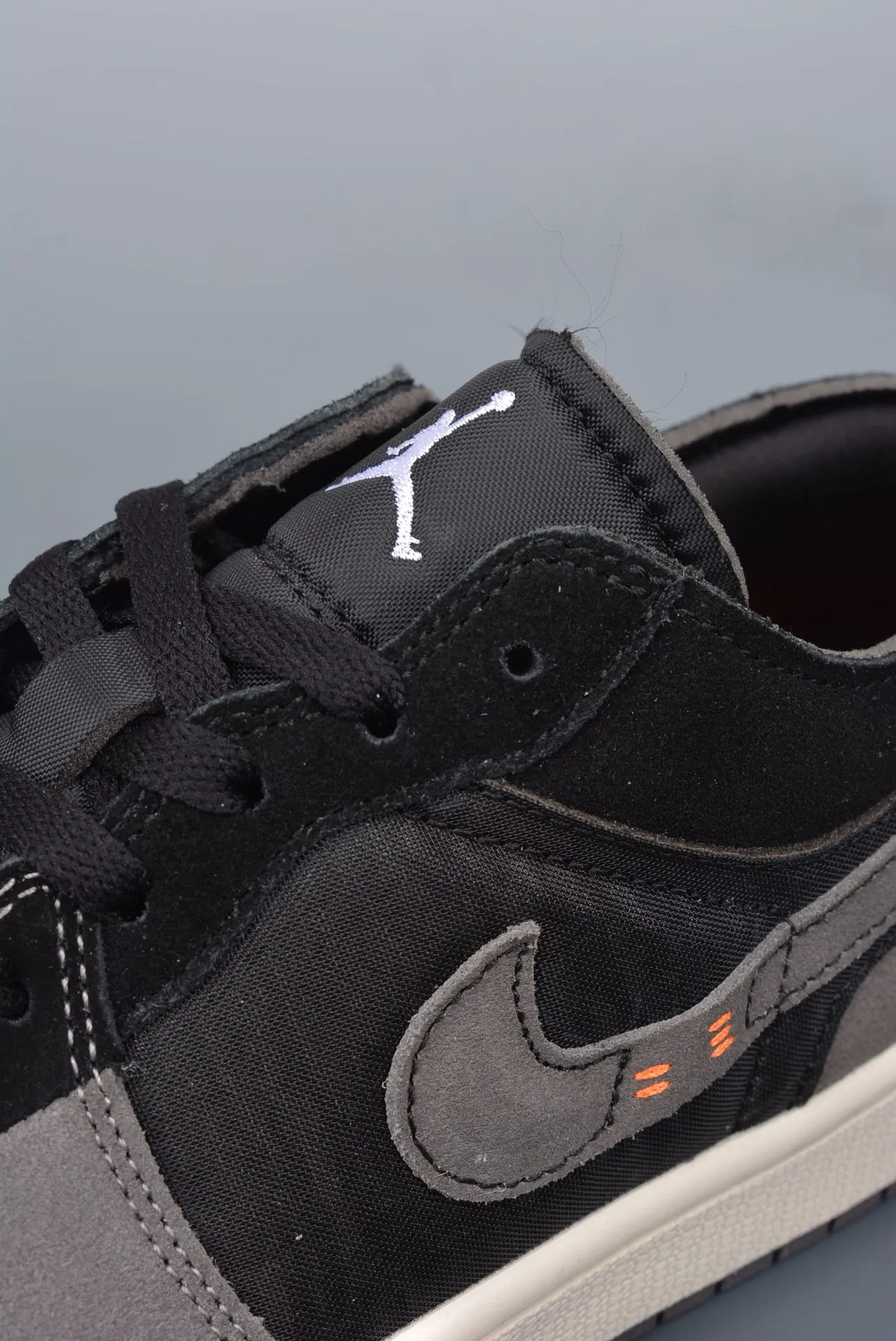 YASSW | Air Jordan 1 Low Inside Out Black Gray Replica - An In-Depth Review