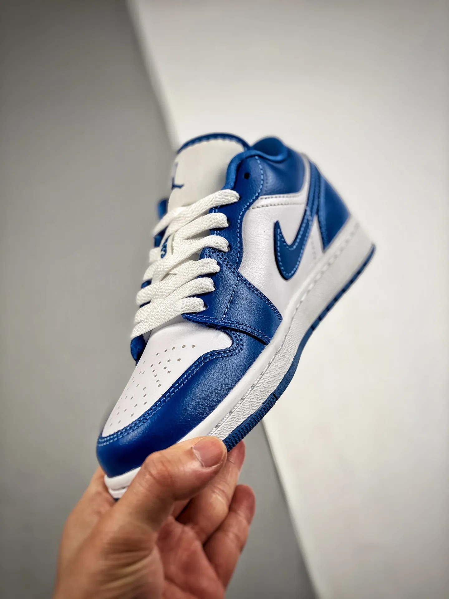 YASSW | Navigating the World of Fake Rep Replica Air Jordan 1 Low Marina Blue