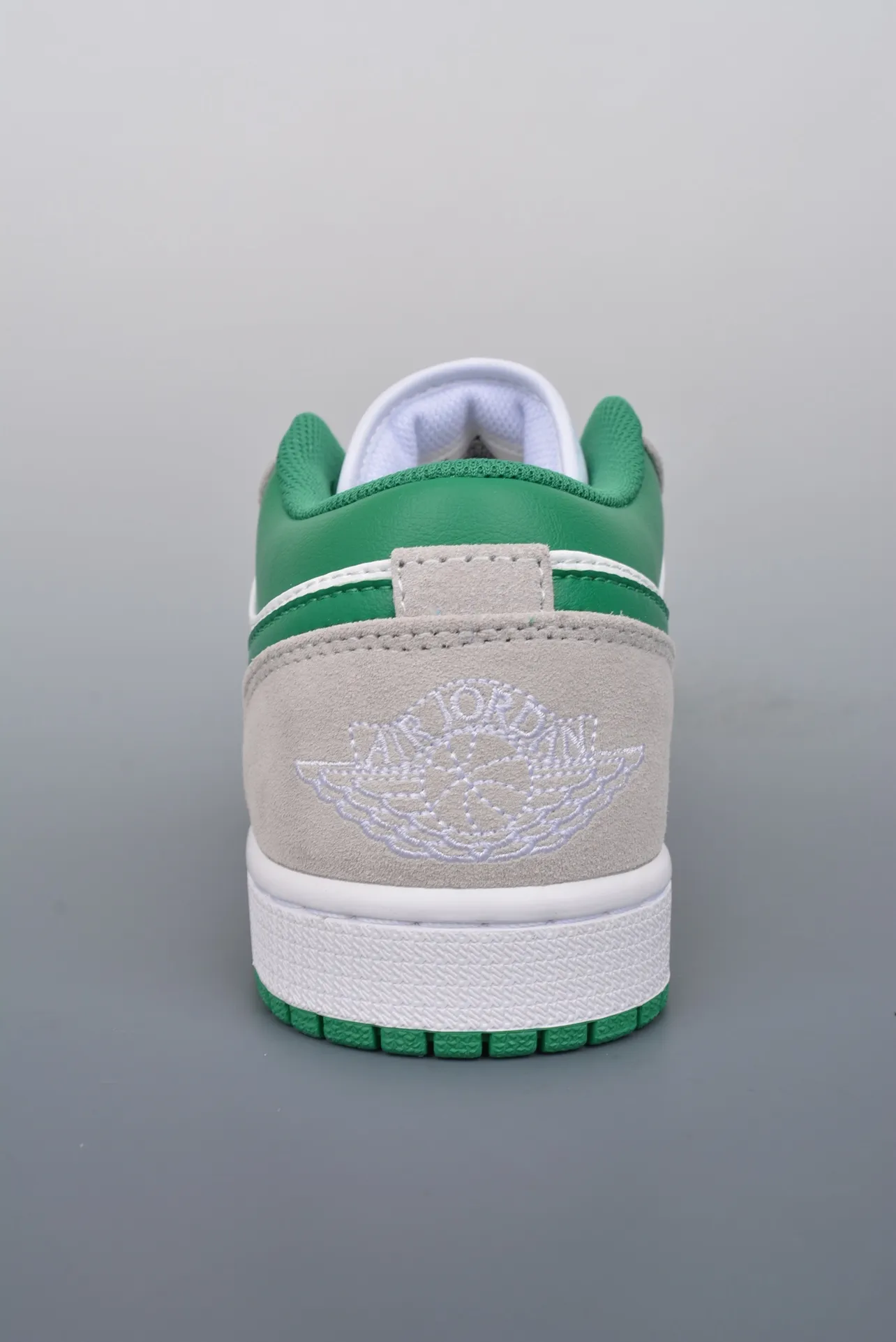 YASSW | Air Jordan 1 Mid SE 'Grey Pine Green' - Replica Review