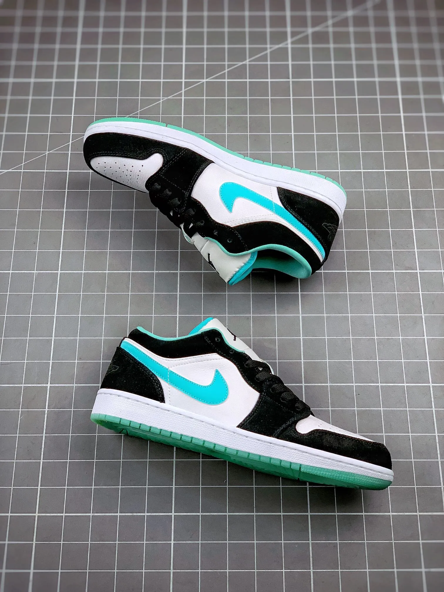 YASSW | Fake Rep Air Jordan 1 Low Island Green White Black CQ9828-131: A Comprehensive Review