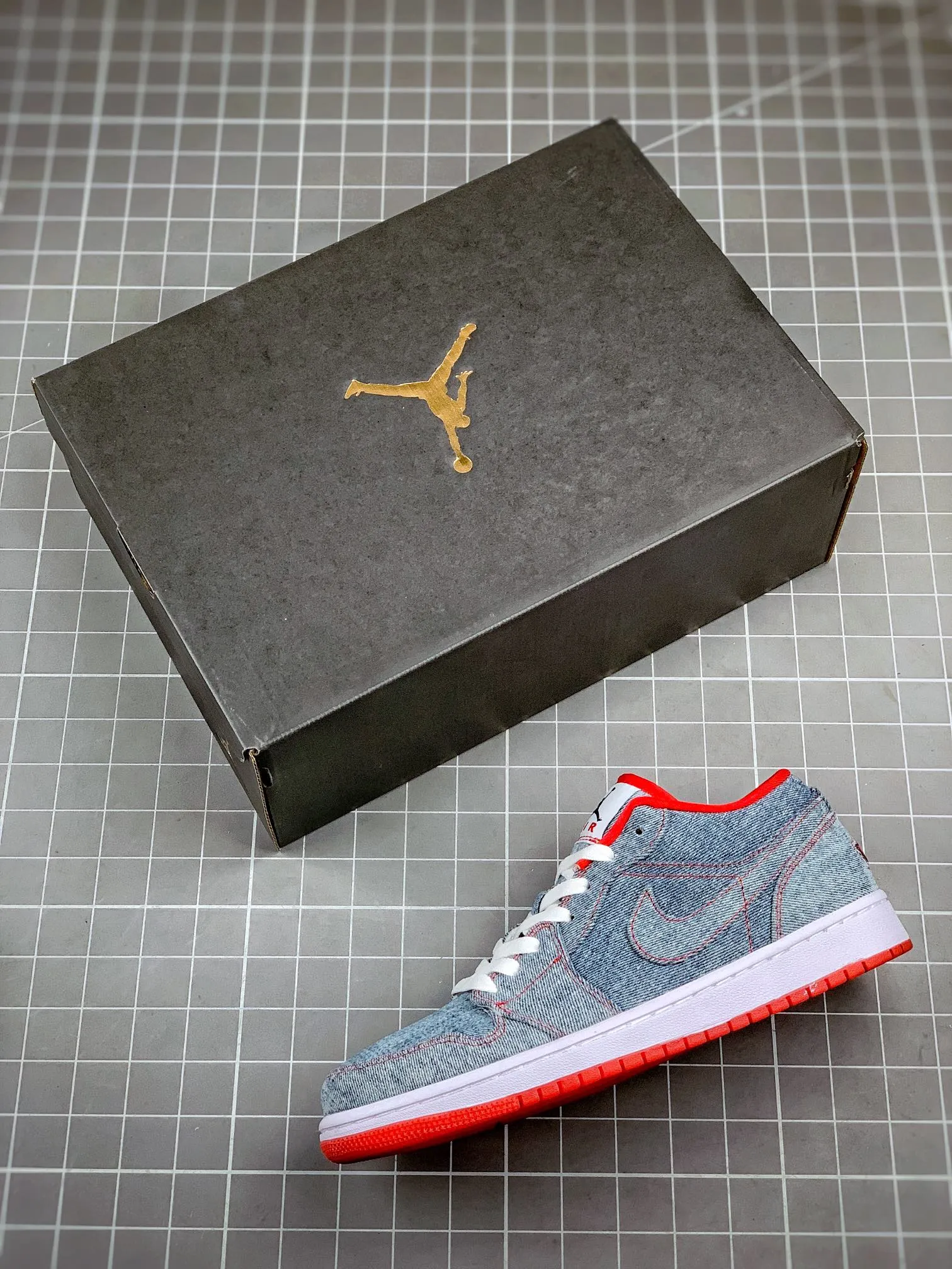 YASSW | Air Jordan 1 Retro Low Denim (Replica) - Stylish Comfort at an Affordable Price