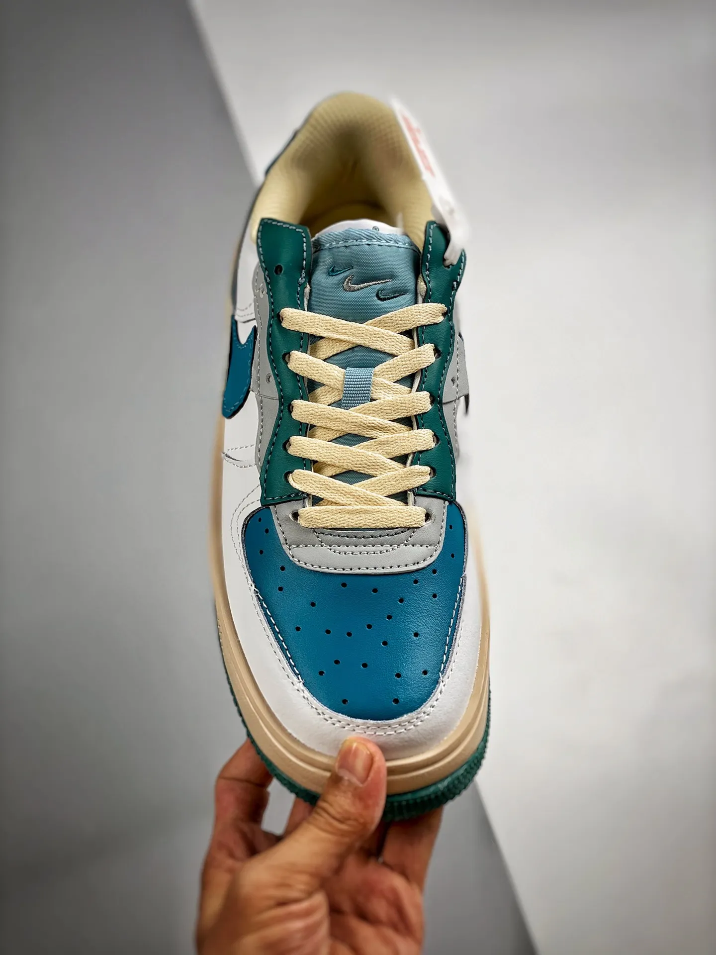 YASSW | Fake Rep Replica Nike Air Force 1 Fontanka White/Blue-Green: A Detailed Look