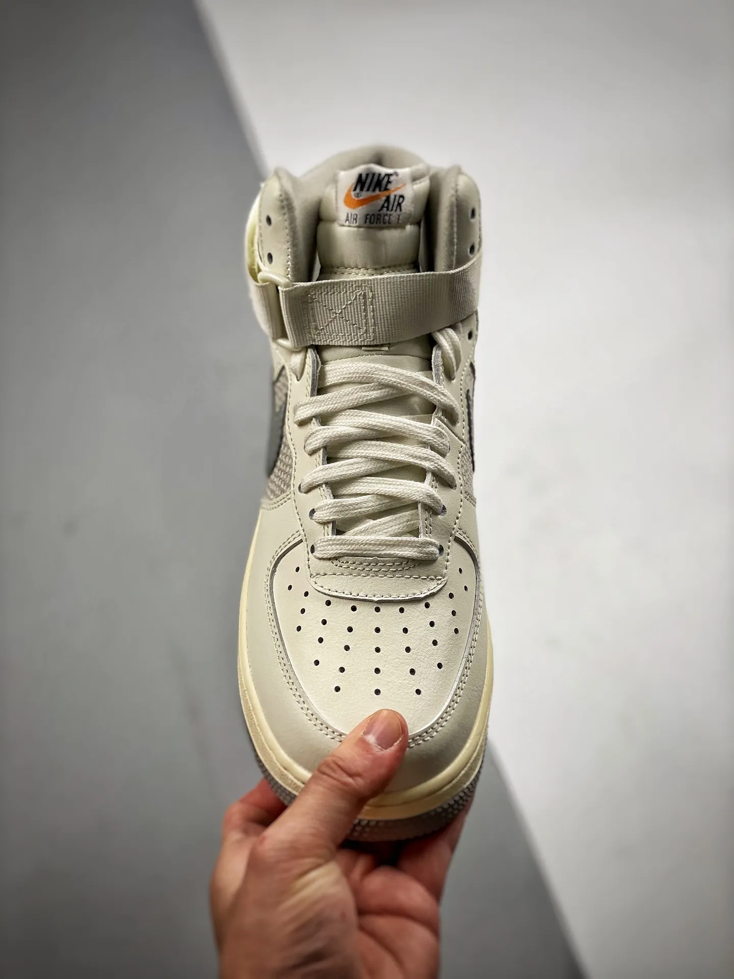 YASSW | Nike Air Force 1 High '07 LV8 Vintage Sail Medium Grey Replica Review