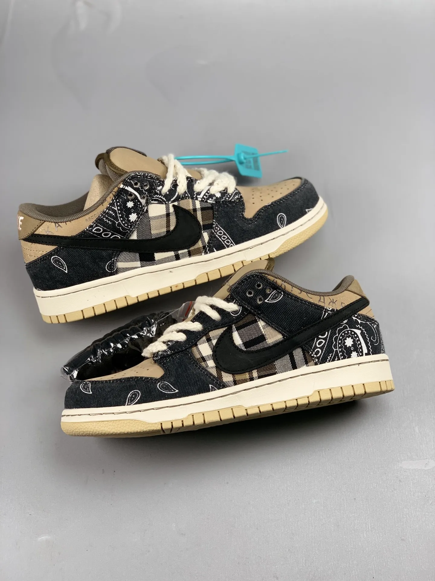 YASSW | Fake Rep Replica Nike SB Dunk Low Travis Scott Cactus Jack On Feet Review