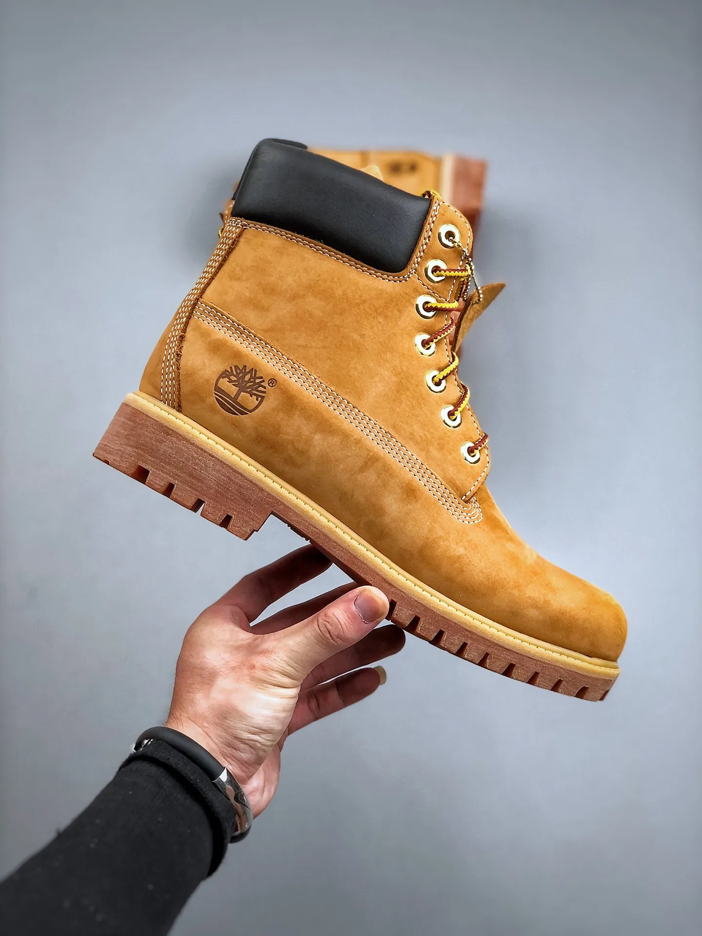 YASSW | Exploring Timberland Boots: From Authentic to Replicas