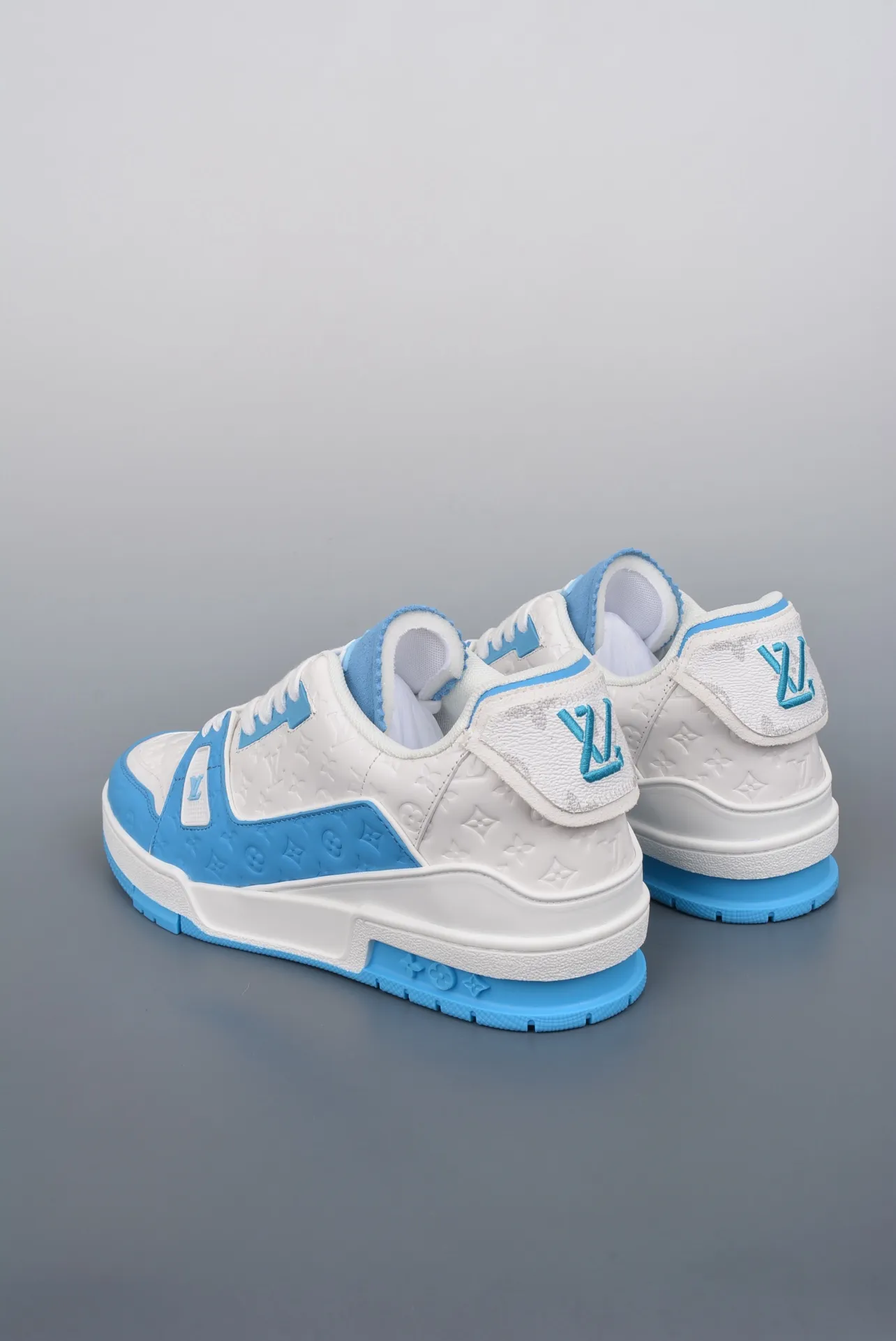 YASSW | Fake Rep Replica Louis Vuitton LV Trainer Sneaker Sky Blue - Size 10.0