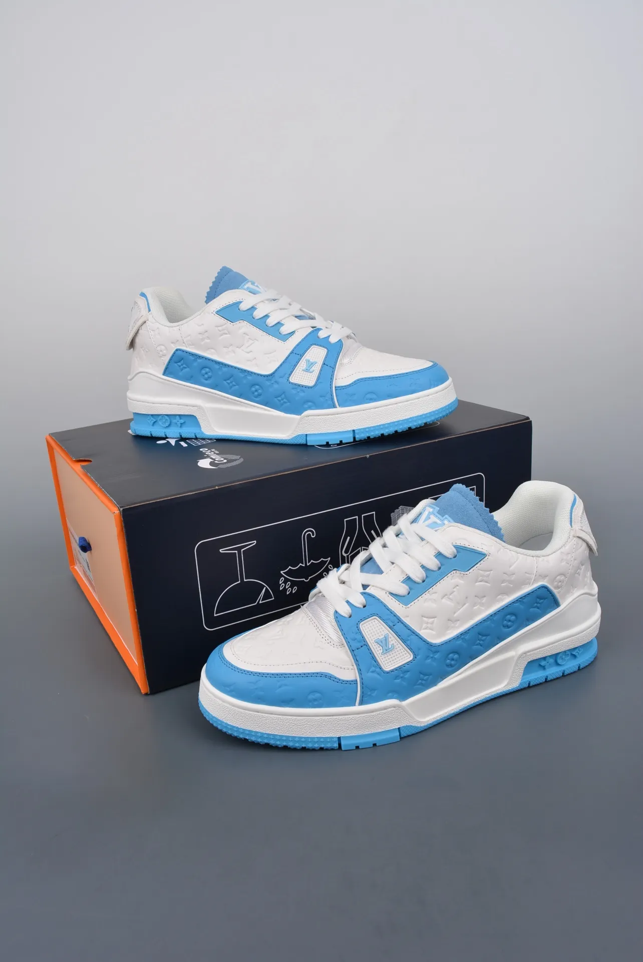 YASSW | Fake Rep Replica Louis Vuitton LV Trainer Sneaker Sky Blue - Size 10.0