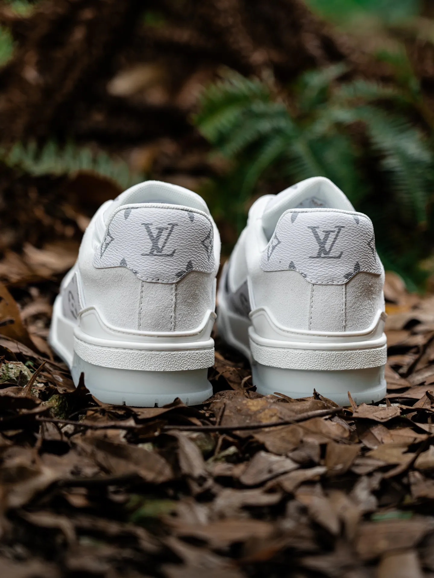 YASSW | Authentic vs Replica Louis Vuitton White Sneakers: What You Need to Know