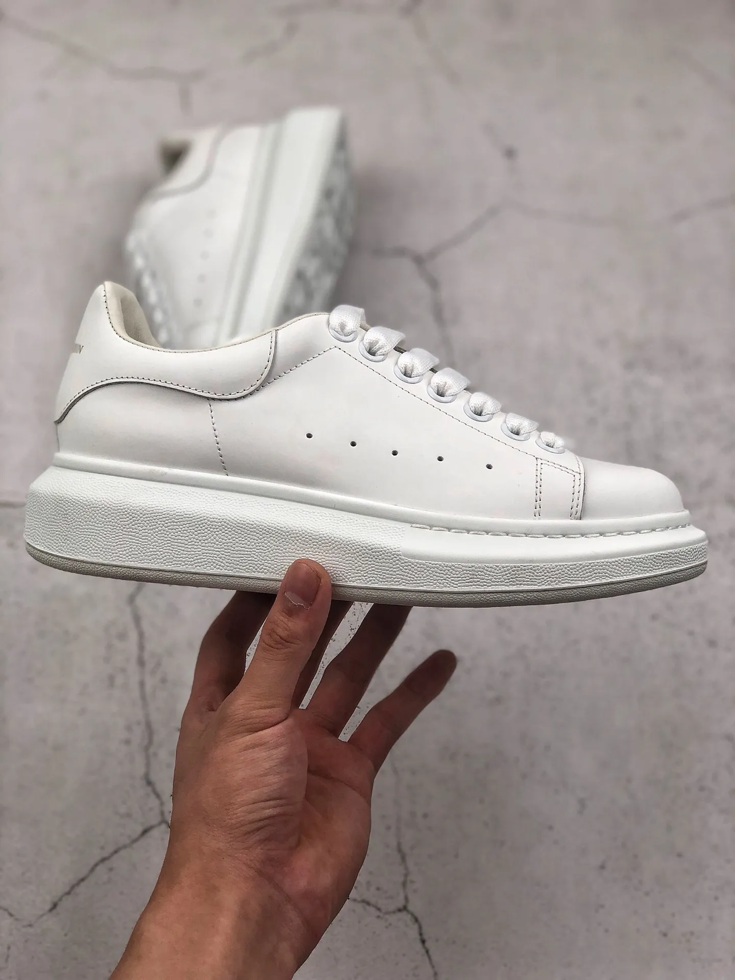 YASSW | Alexander McQueen White Oversized Sneakers (Replica)