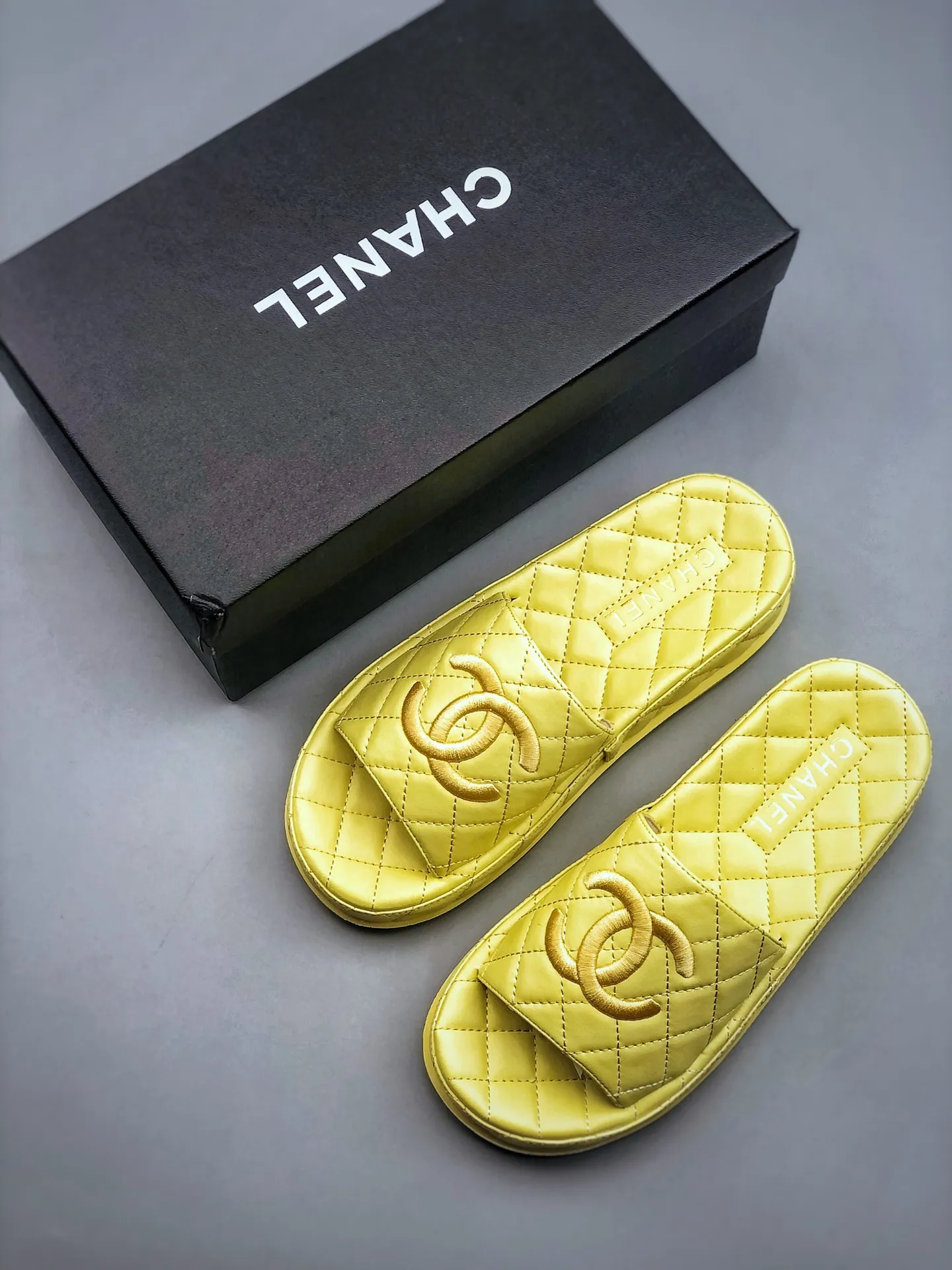 YASSW | Chanel CC Platform Slide Sandals Quilted Leather Yellow - Replica Review