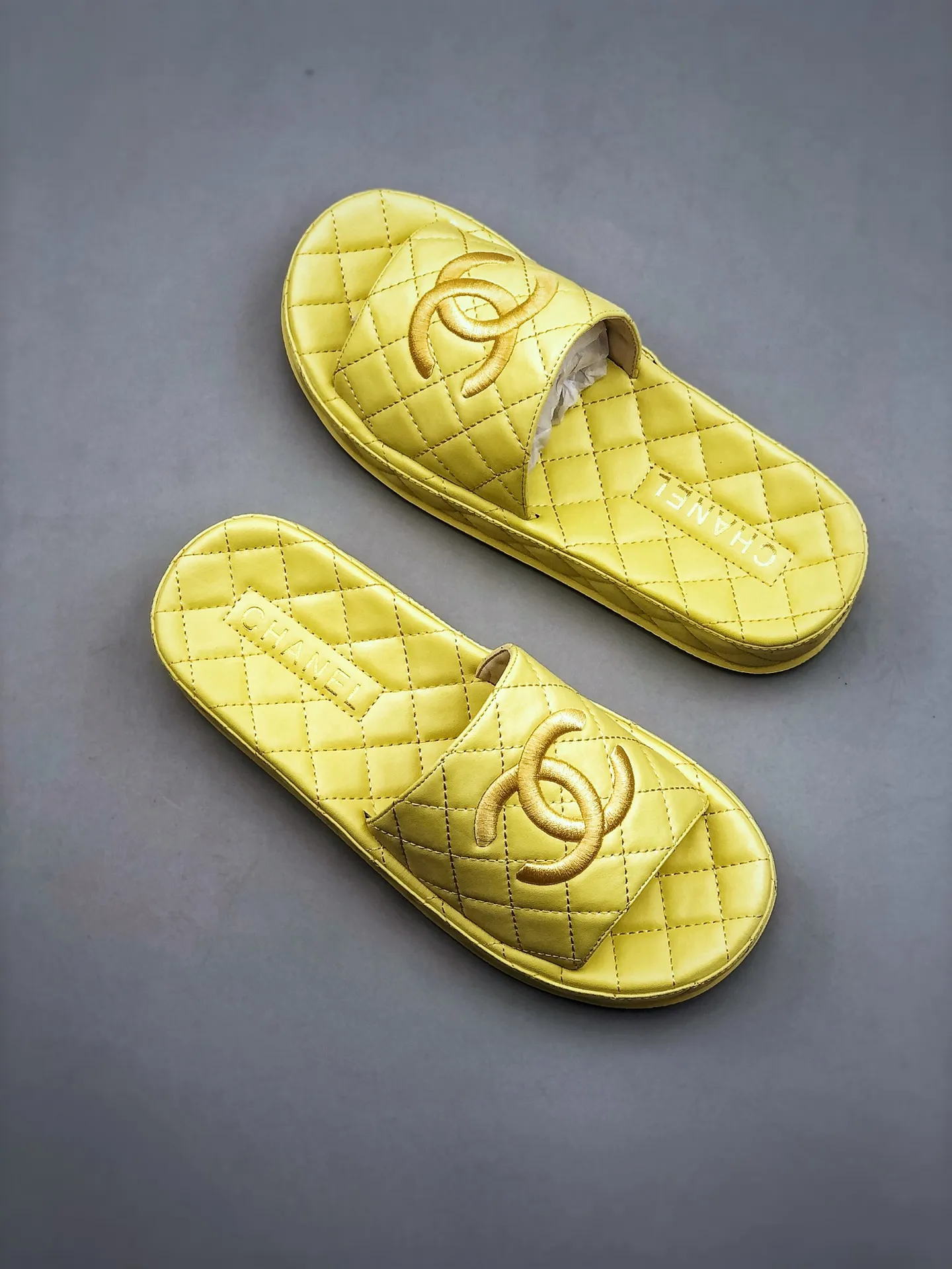 YASSW | Chanel CC Platform Slide Sandals Quilted Leather Yellow - Replica Review