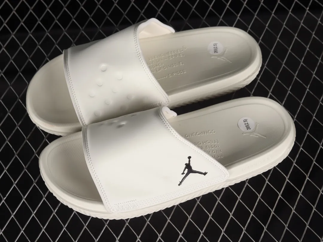 YASSW | Exploring the Hype: Fake Rep Replica Air Jordan Play Slides Collection