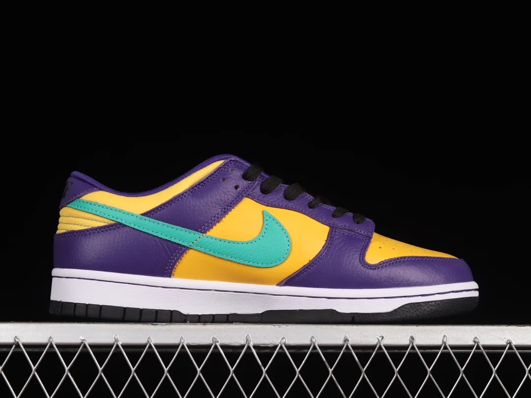 YASSW | Nike Dunk Low 