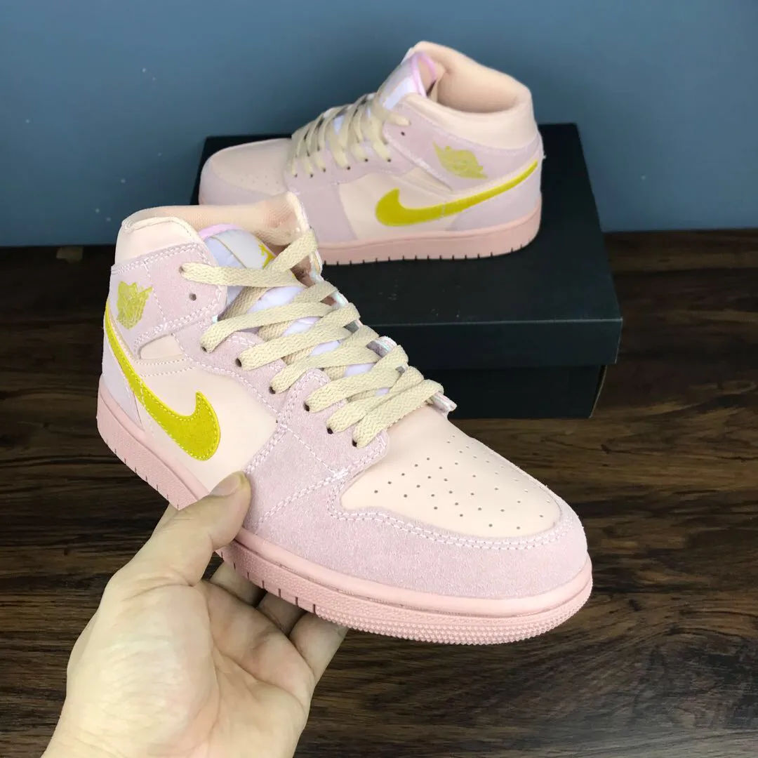 YASSW | Air Jordan 1 Mid SE Arctic Pink: A Stylish Sneaker in Pink & Gold