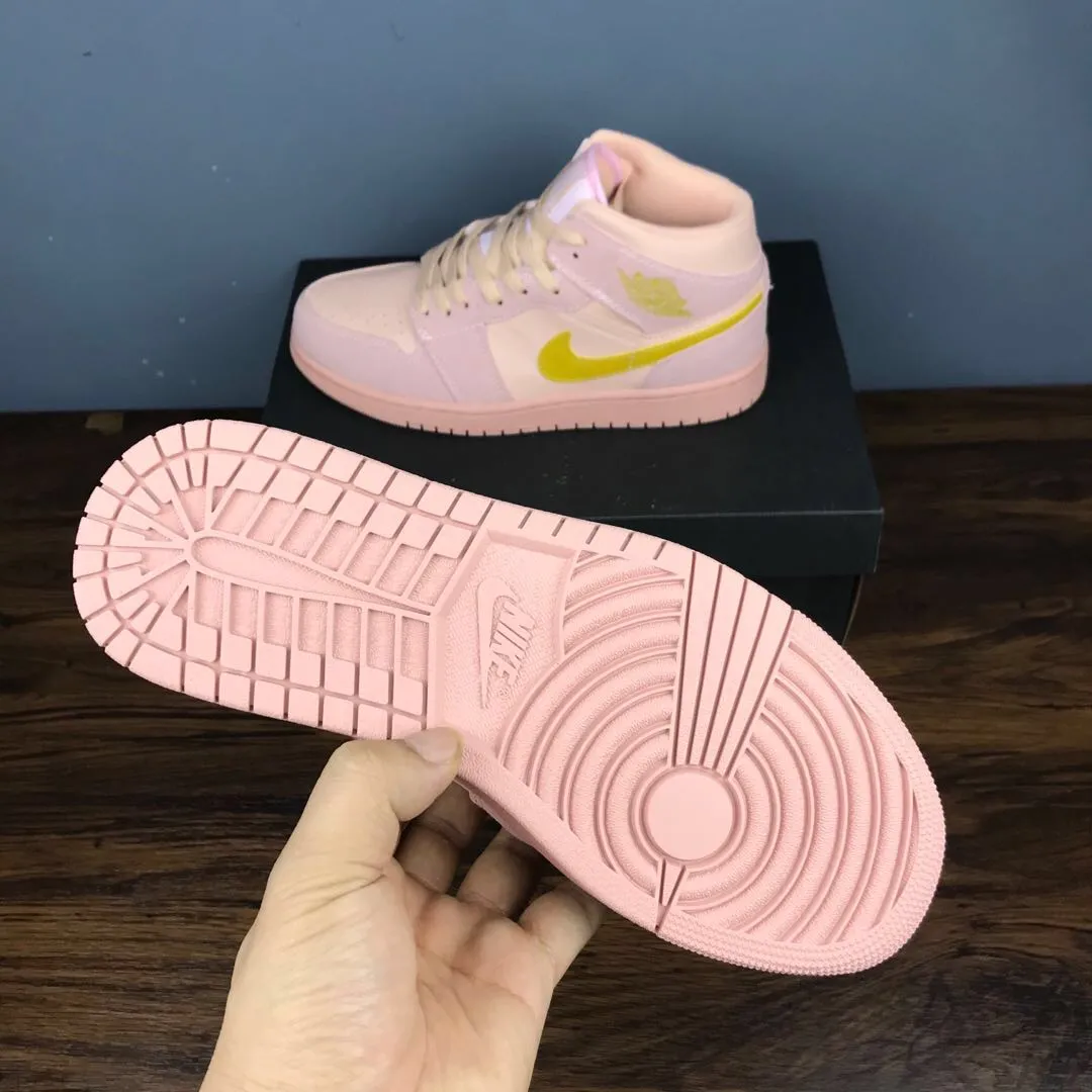 YASSW | Air Jordan 1 Mid SE Arctic Pink: A Stylish Sneaker in Pink & Gold