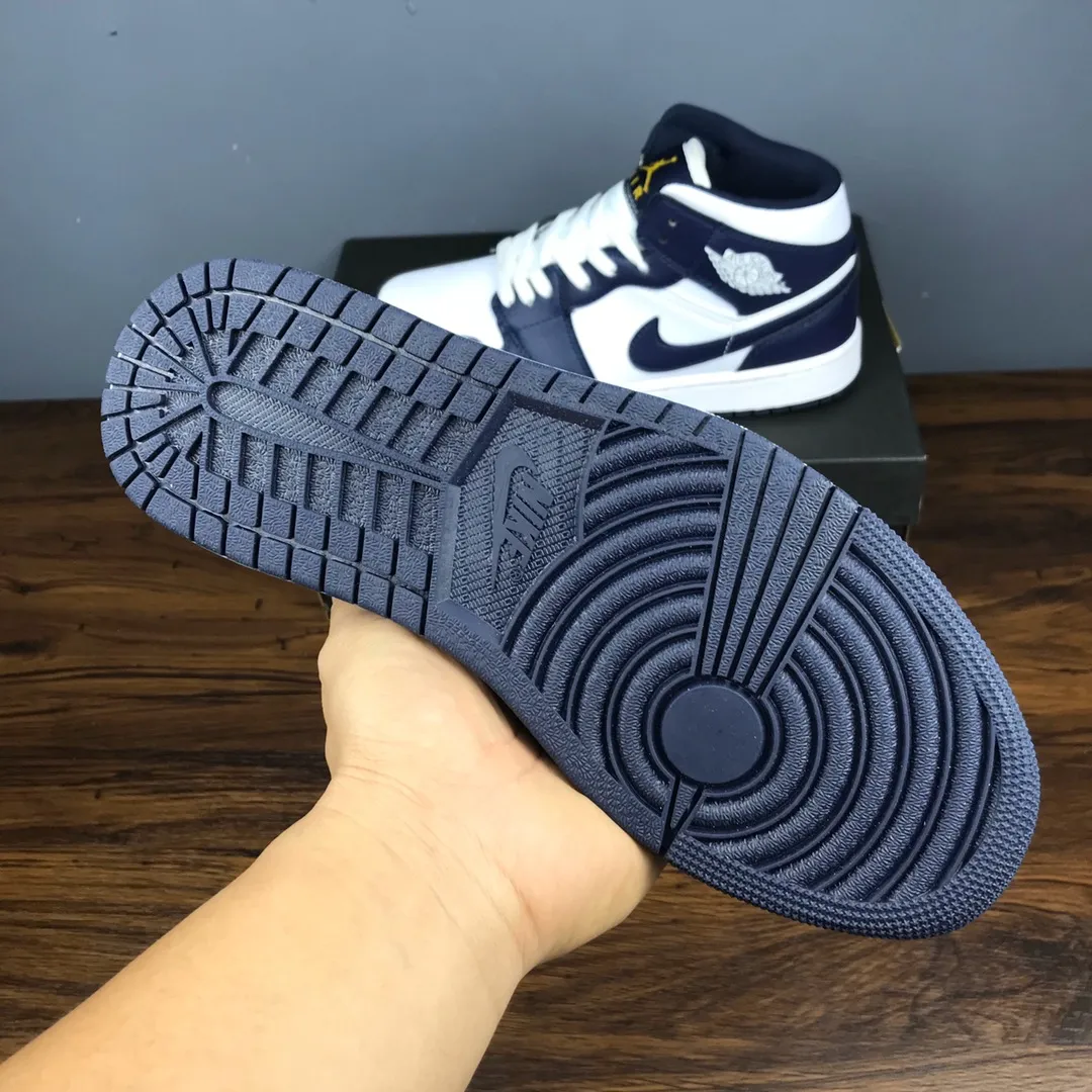 YASSW | Nike Air Jordan 1 Mid 'Obsidian' Replica Review - Quality & Style