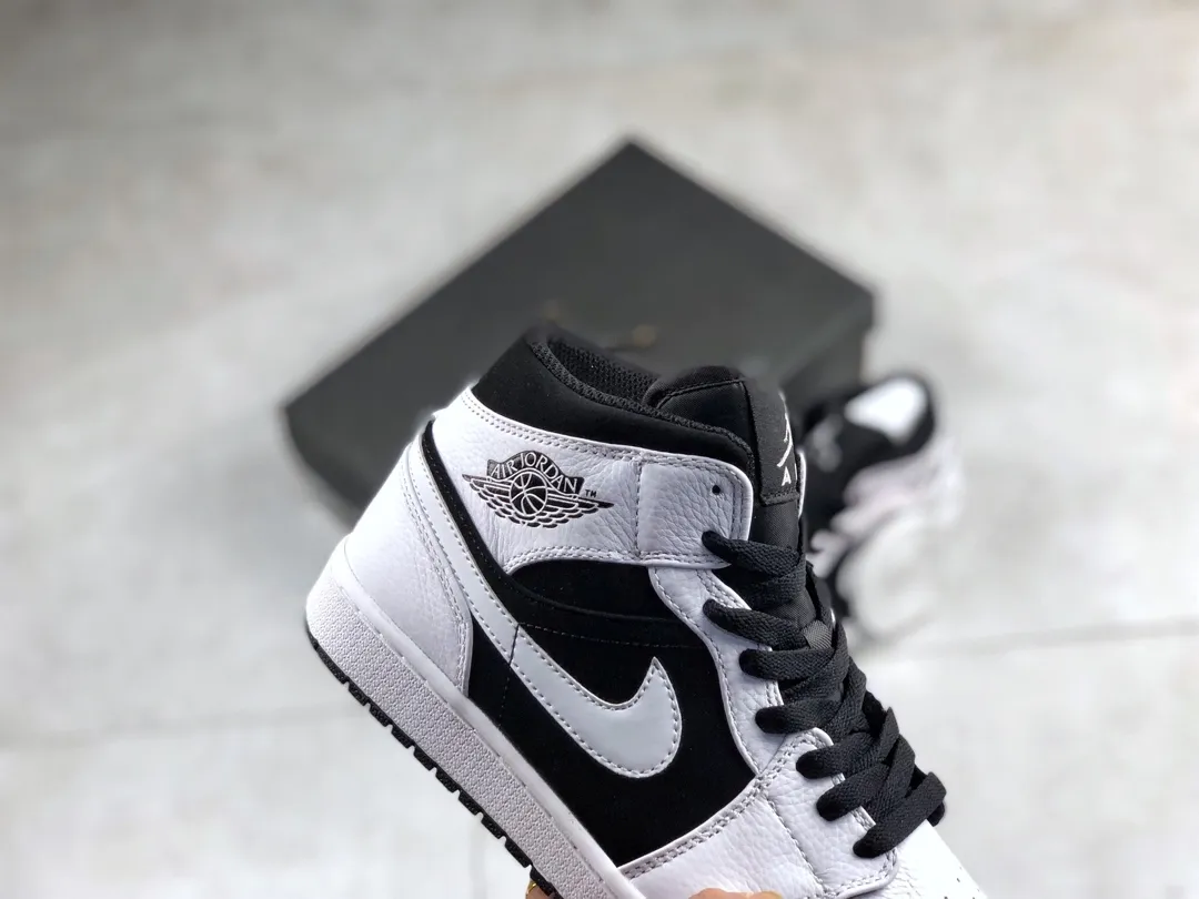 YASSW | Air Jordan 1 Mid Diamond Shorts - White Black: Review and Buying Guide