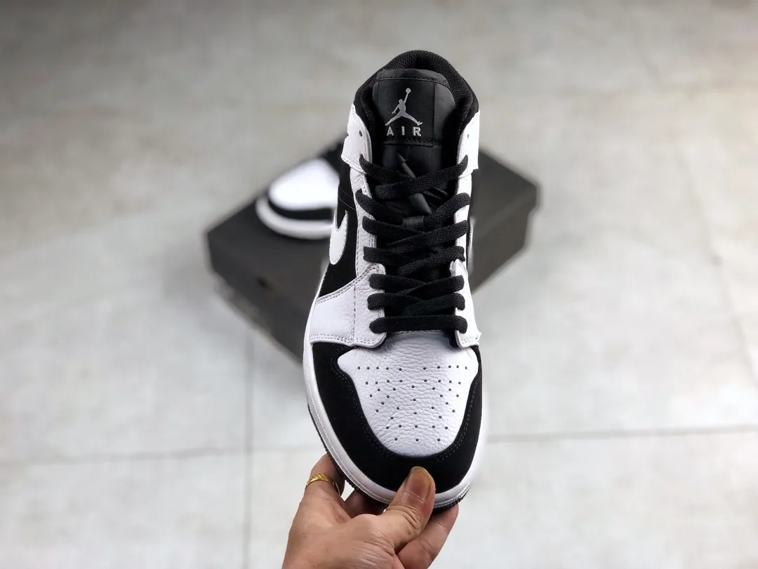 YASSW | Air Jordan 1 Mid Diamond Shorts - White Black: Review and Buying Guide