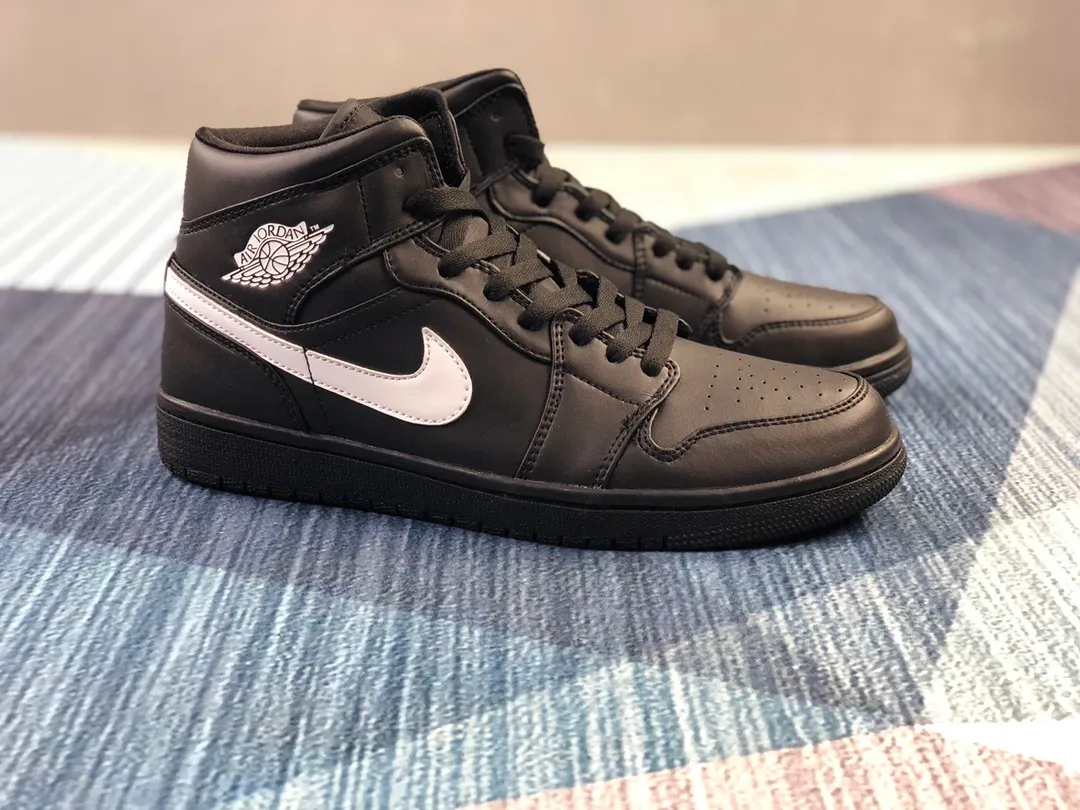 YASSW | Air Jordan 1 Mid Black White (2018): A Timeless Classic for Sneaker Enthusiasts