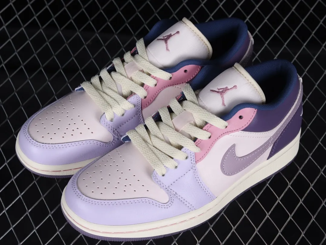 YASSW | In-Depth Look at Air Jordan 1 Low Women's Shoes: A Sneakerhead's Delight