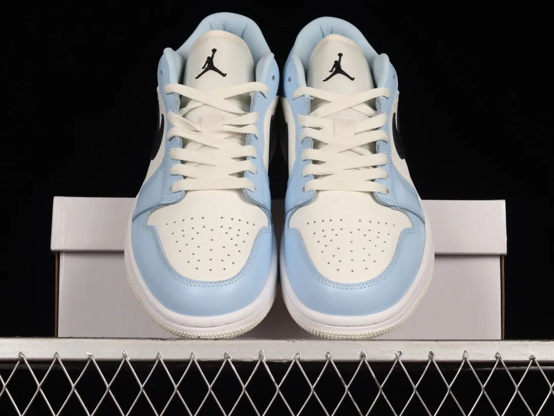 YASSW | Air Jordan 1 Low Ice Blue GS: The Ultimate Sneaker for Style and Comfort