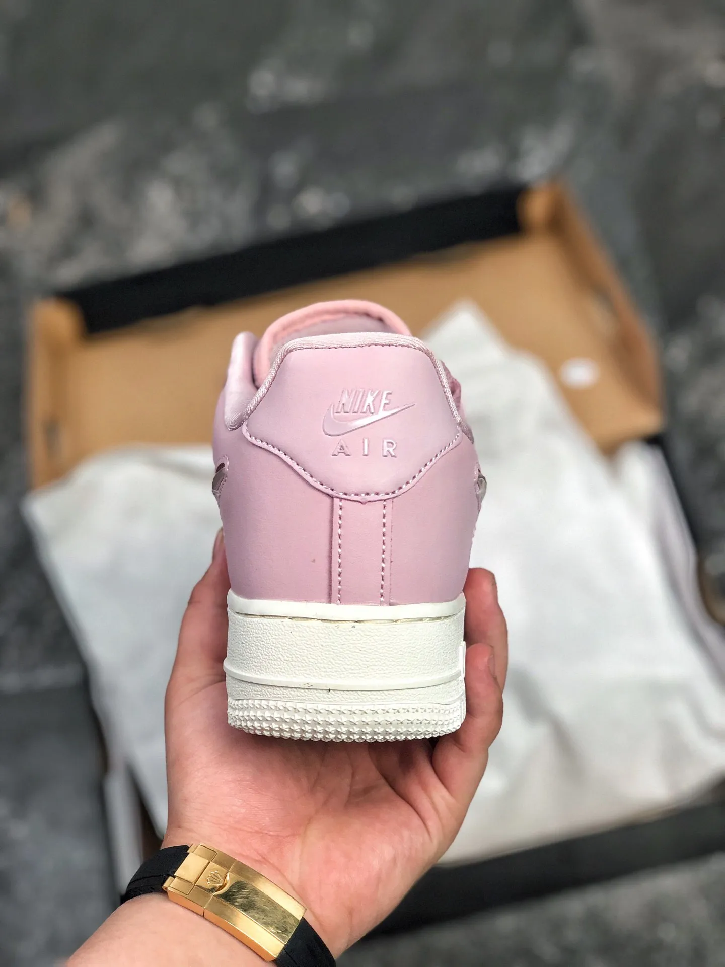 YASSW | Nike Women's Trainers: Air Force 1 '07 Plum Chalk/Obsidian Mist Review