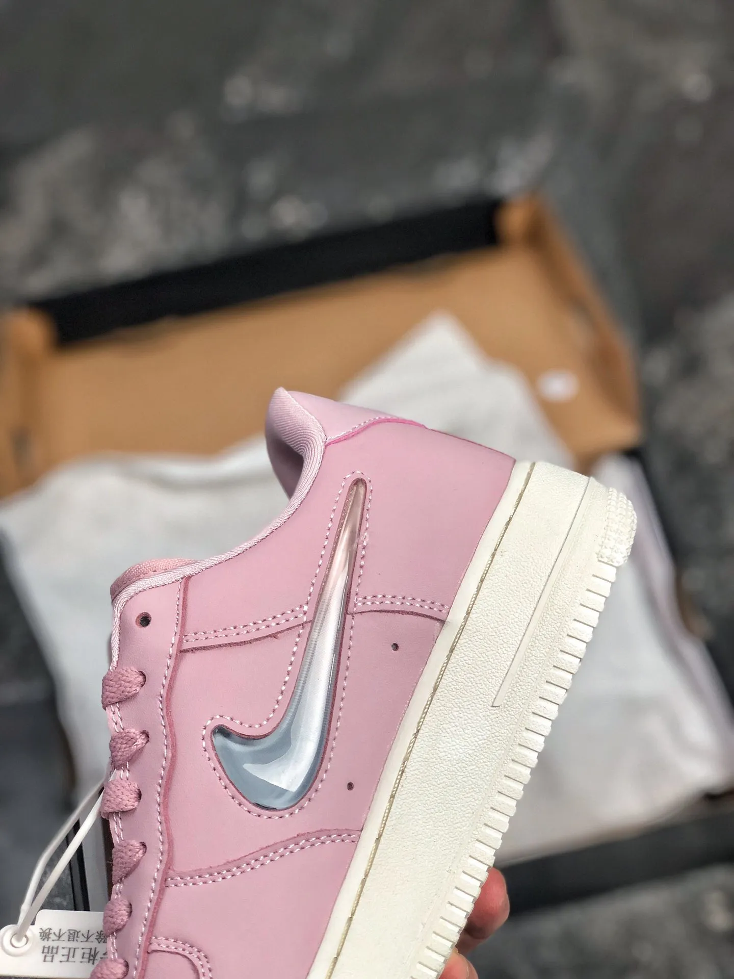 YASSW | Nike Women's Trainers: Air Force 1 '07 Plum Chalk/Obsidian Mist Review