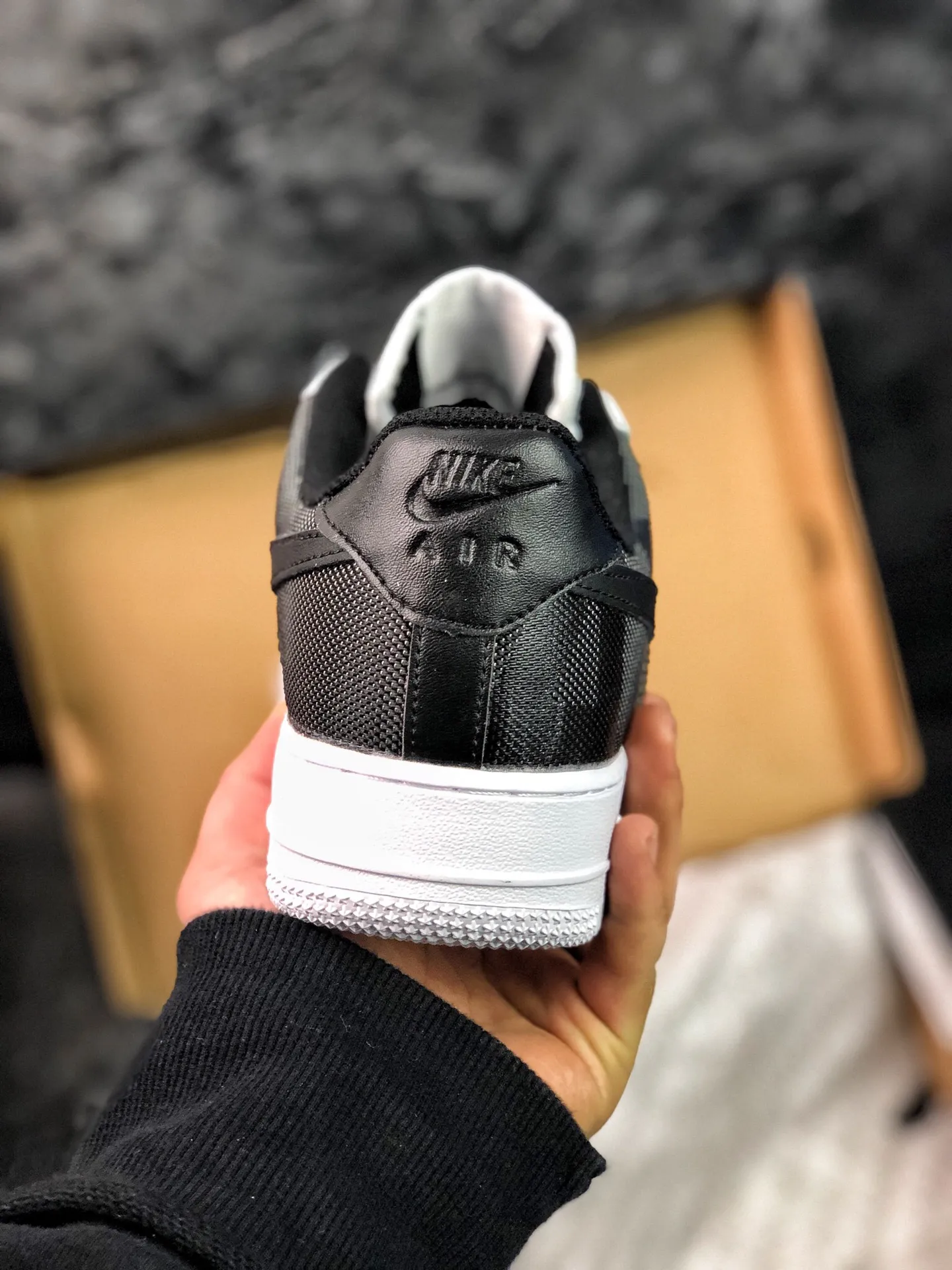 YASSW | PEACEMINUSONE X Nike Air Force 1 '07 Low Para-Noise 2.0: White & Black Daisy