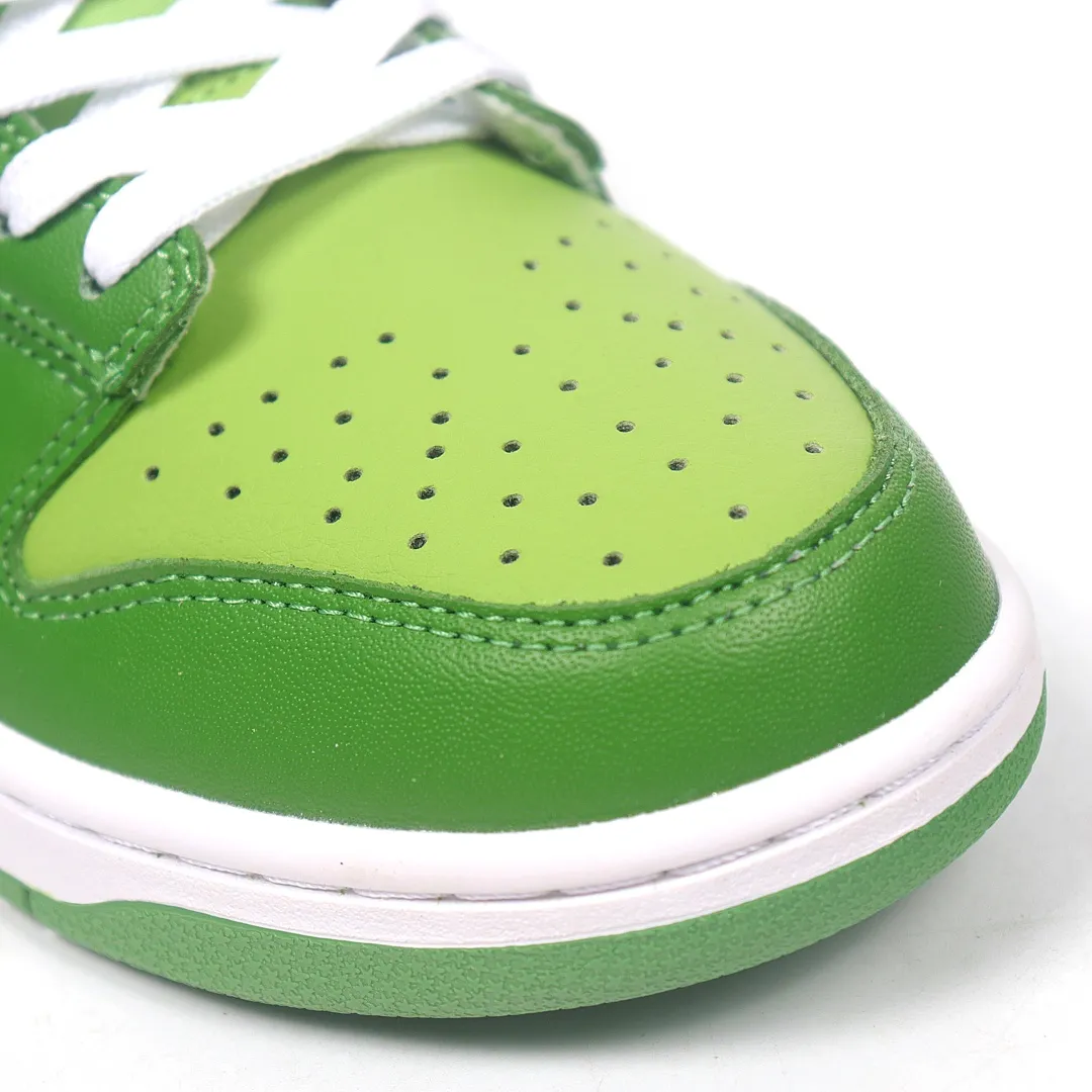 YASSW | Nike Dunk Low 'Chlorophyll' Review: Color, Style, and Performance