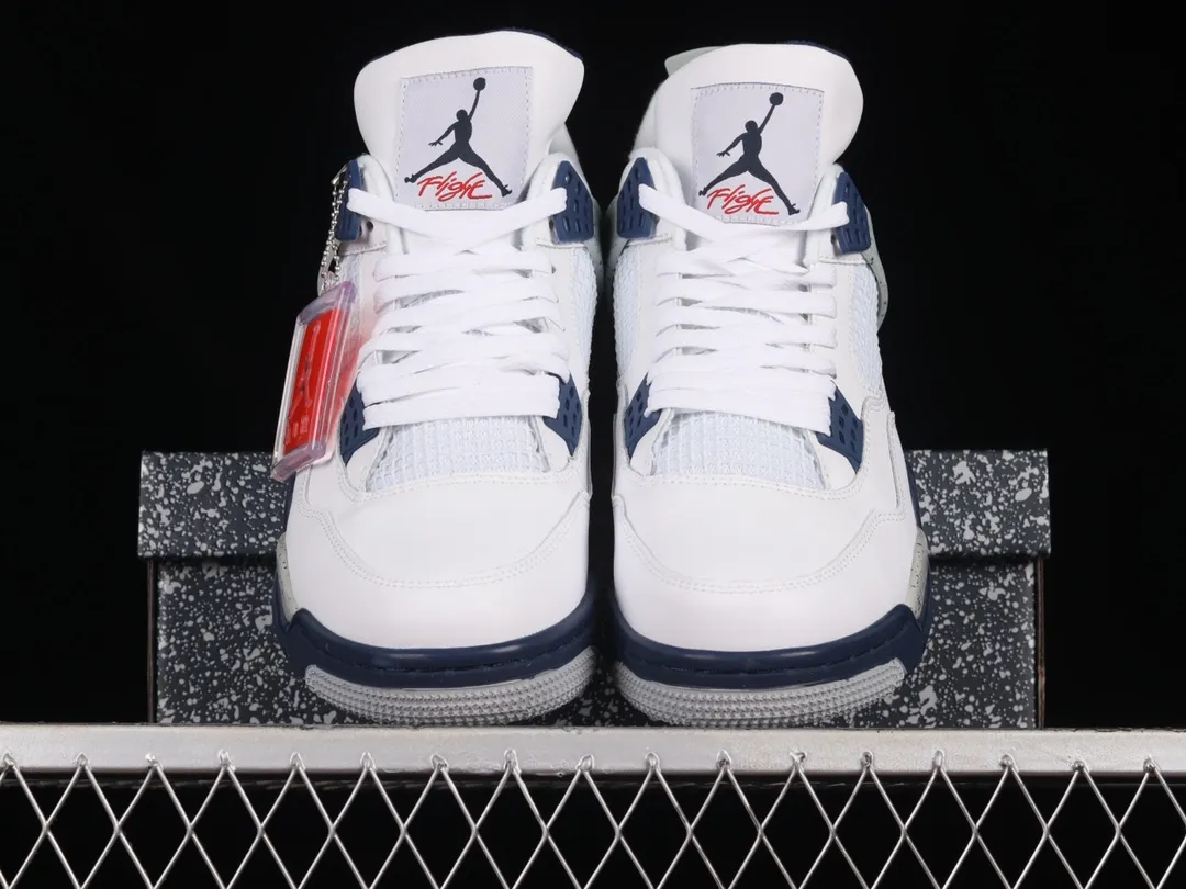 YASSW | Air Jordan 4 Retro Midnight Navy: Iconic Style & Performance