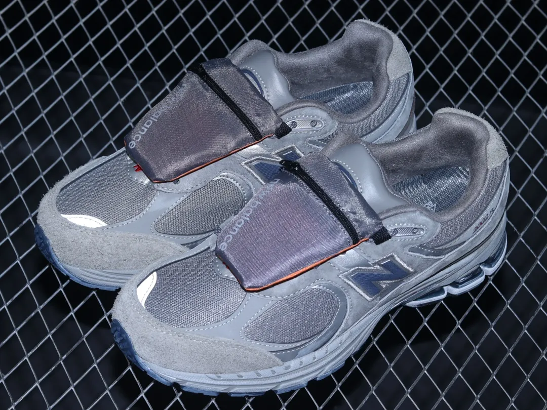 YASSW | New Balance 2002R Pouch Castle Grey (Replica) - Sleek Style with a Twist