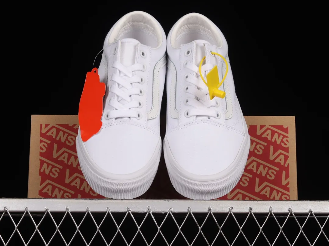 YASSW | Vans Old Skool Custom Made Shoes: White Collection Review