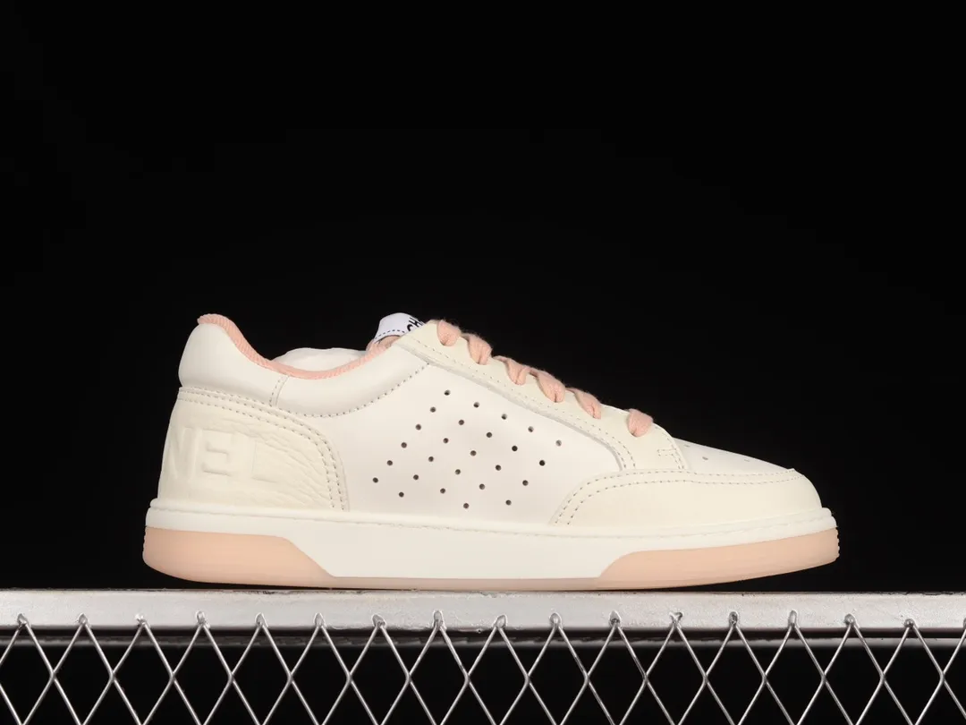 YASSW | CHANEL Grained Calfskin and Leather Women's Sneakers: White and Pink Review