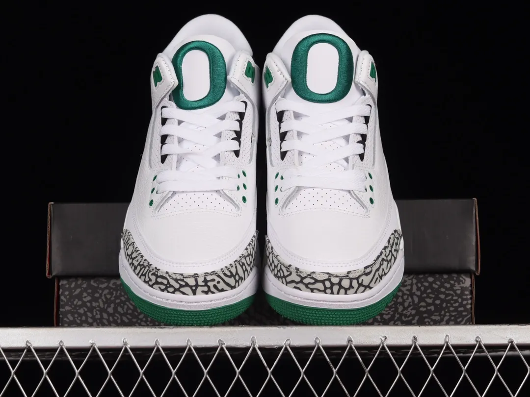 YASSW | Air Jordan 3 Retro 'Oregon Ducks Pit Crew White' Review