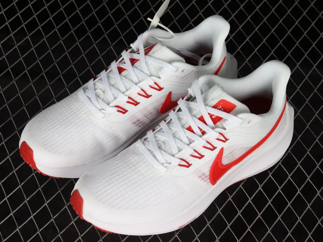 YASSW | Nike Air Zoom Pegasus 39 Premium White University Red Review