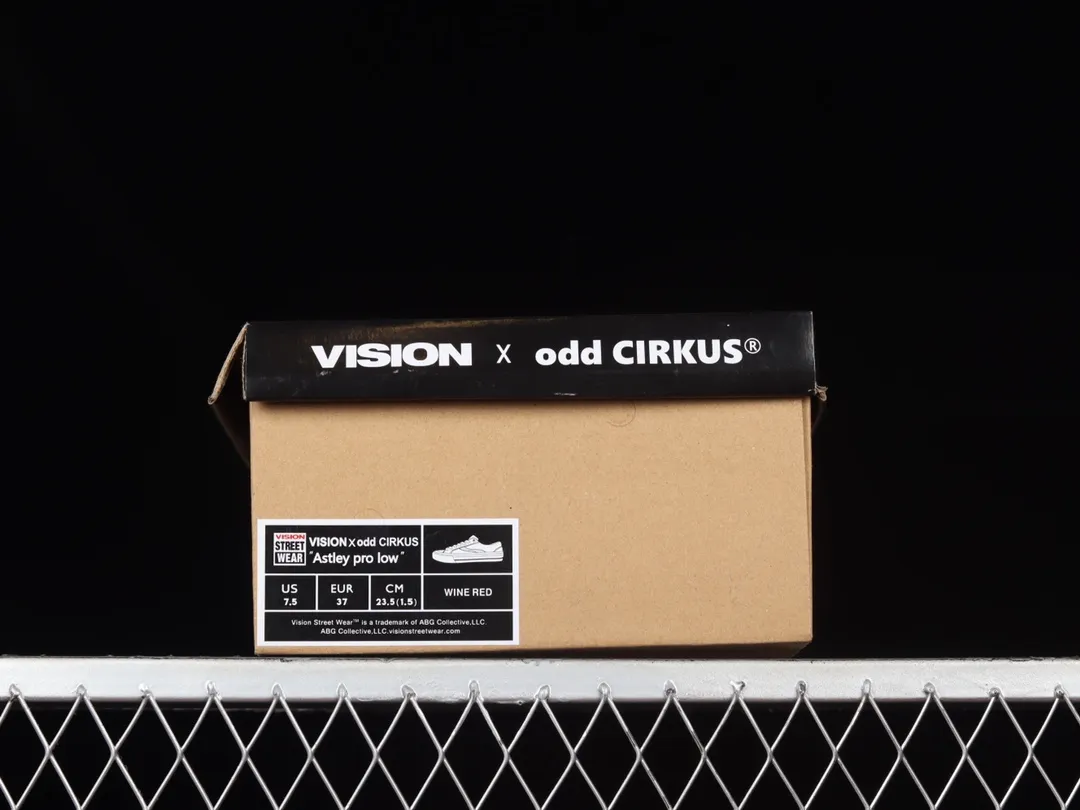 YASSW | Vision Street Wear x Odd Cirkus Classics Retro Skate Shoes: A Timeless Choice for Skateboard Enthusiasts