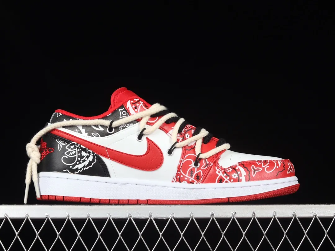 YASSW | Unveiling the Best of Air Jordan 1 Retro Mid Chicago Double Rope and More