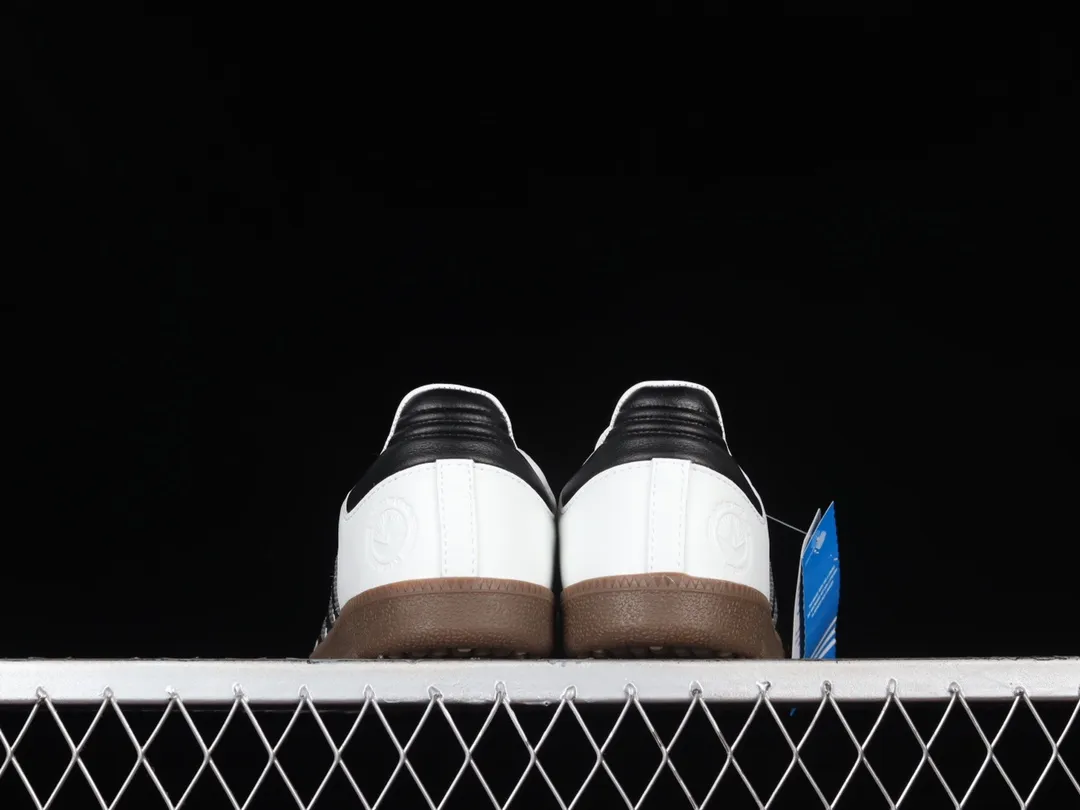 YASSW | Adidas Originals Samba OG B75806: A Classic Reimagined