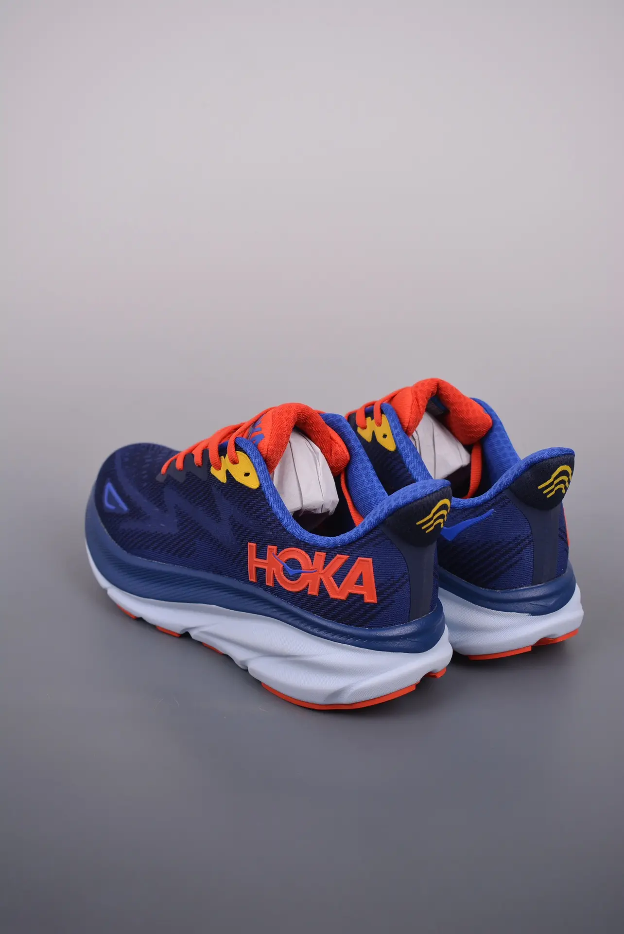 YASSW | The Ultimate Guide to HOKA Shoes: Manufacturing, Cleaning, Pros and Cons